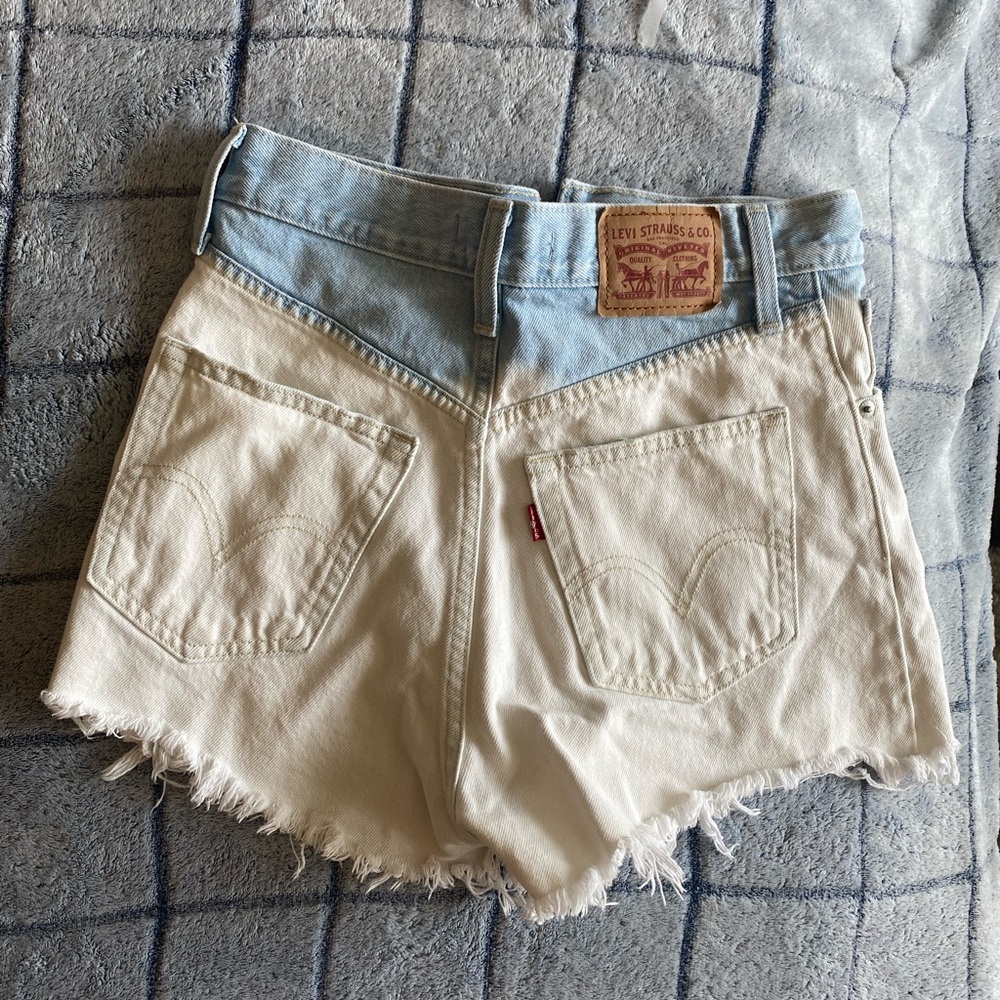Levi’s High Waisted Mom Shorts - Two Toned w/ Raw Hem